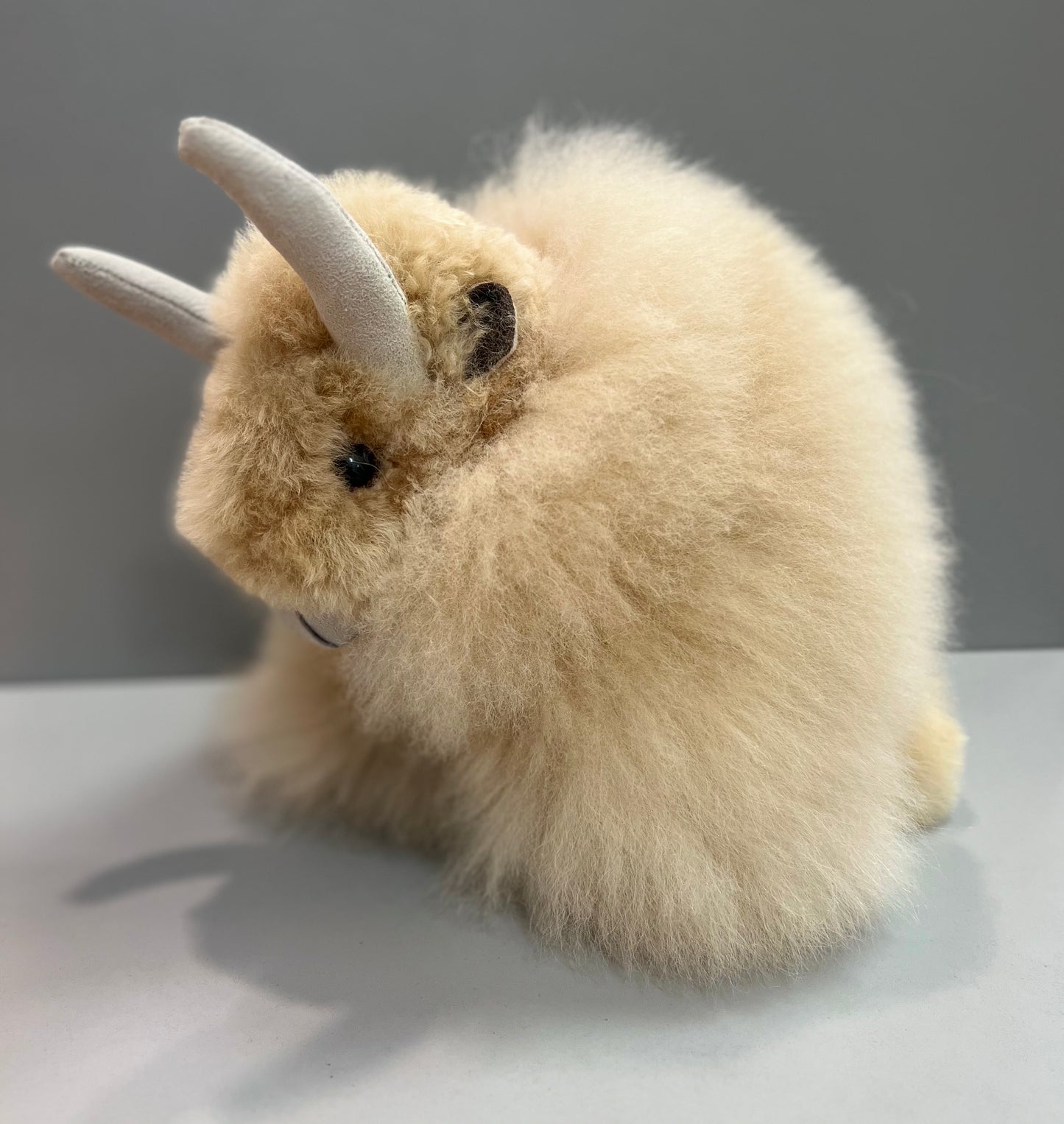 Natural-Blond Alpaca Wool Bison